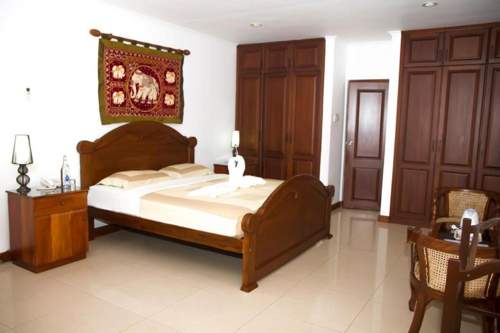 Hotel Villa Viana Marawila Dış mekan fotoğraf